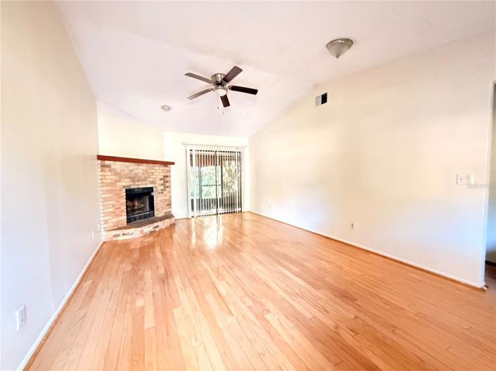 Image No.3-Villa de 2 chambres à vendre à Saint John