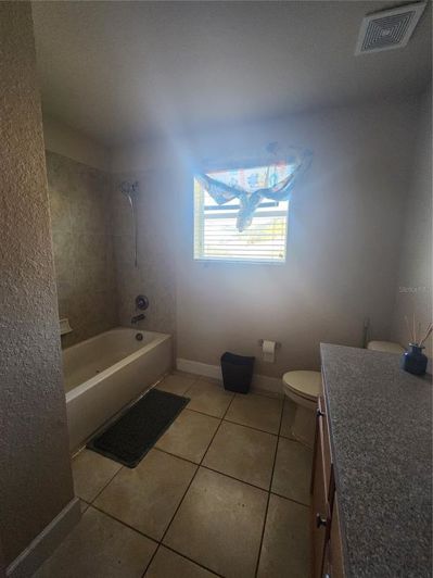 Image No.18-3 Bed Townhouse for sale