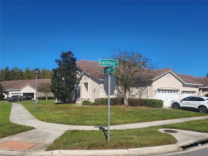 Image No.4-3 Bed Townhouse for sale