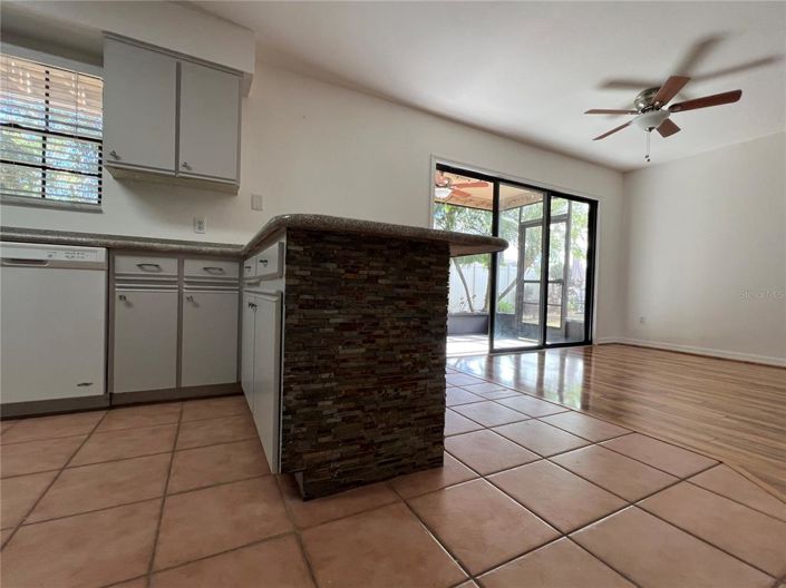 Image No.38-Maison de ville de 2 chambres à vendre à Saint John