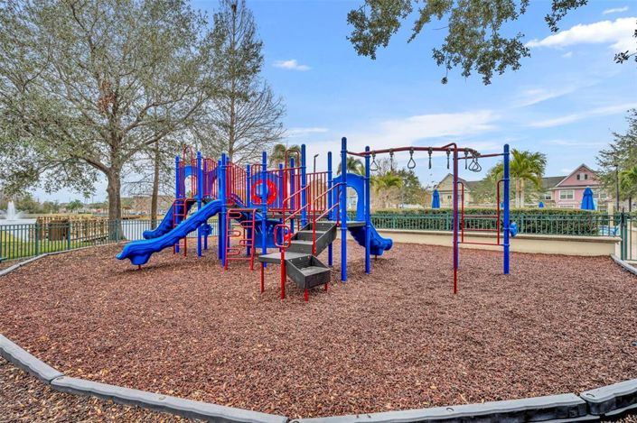 Image No.23-Maison de ville de 4 chambres à vendre à Saint John