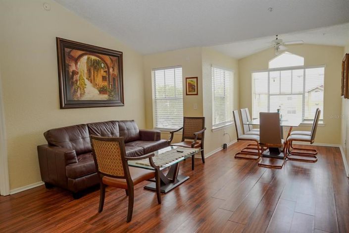 Image No.5-Appartement de 2 chambres à vendre à Saint John