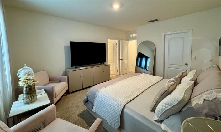 Image No.14-3 Bed Townhouse for sale