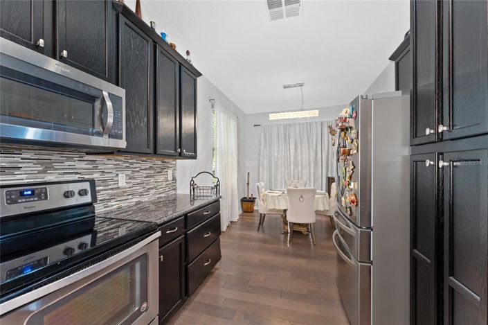 Image No.10-3 Bed Townhouse for sale