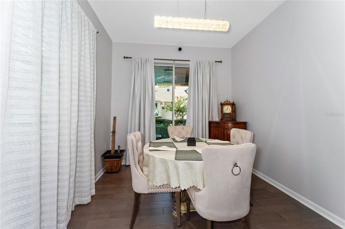 Image No.11-3 Bed Townhouse for sale