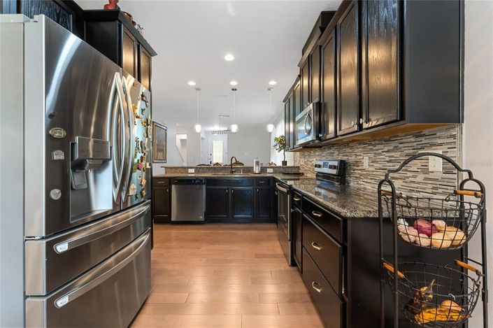 Image No.12-3 Bed Townhouse for sale