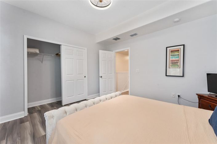 Image No.26-3 Bed Townhouse for sale