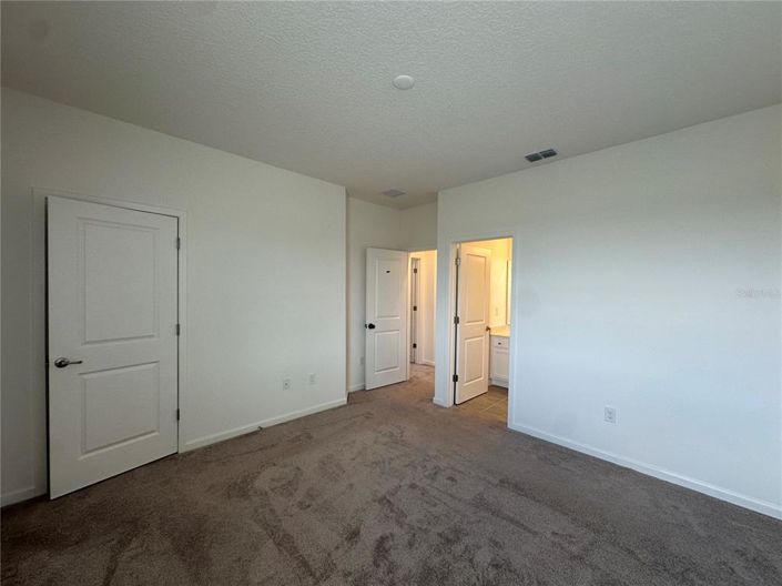 Image No.16-15 Bed House for sale