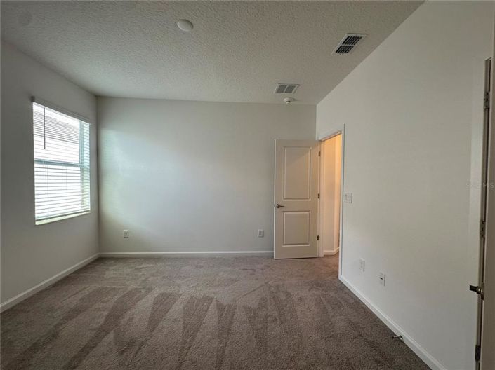 Image No.19-15 Bed House for sale