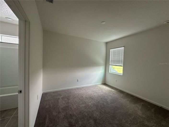 Image No.8-15 Bed House for sale