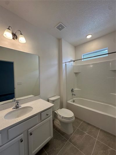 Image No.9-15 Bed House for sale