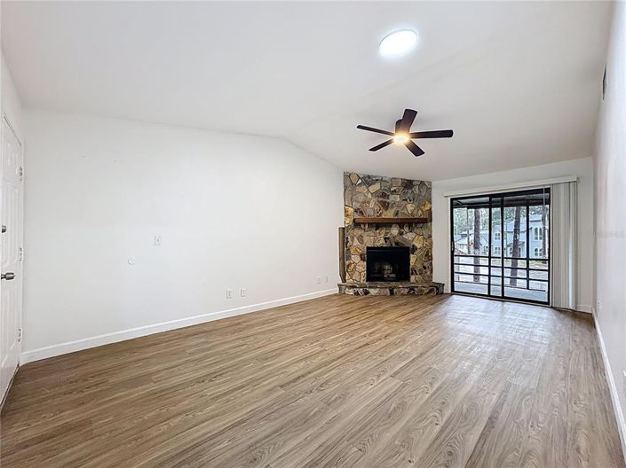 Image No.10-Appartement de 2 chambres à vendre à Saint John