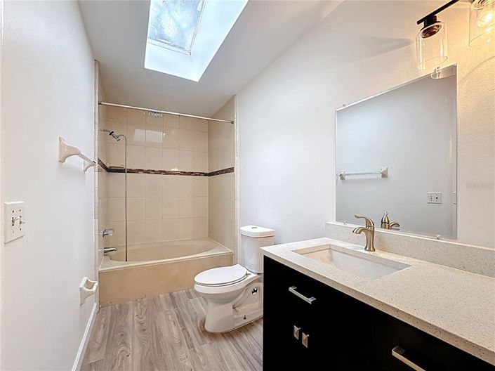 Image No.23-Appartement de 2 chambres à vendre à Saint John