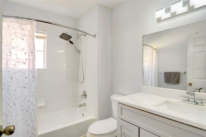 Image No.15-4 Bed Townhouse for sale