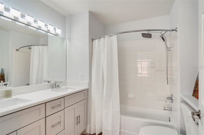 Image No.23-4 Bed Townhouse for sale