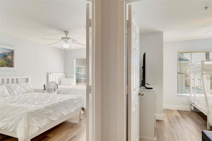 Image No.25-4 Bed Townhouse for sale