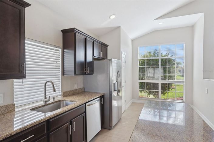 Image No.7-Maison de 4 chambres à vendre à Saint John