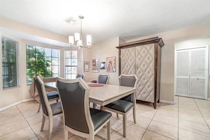 Image No.9-Maison de 4 chambres à vendre à Saint John