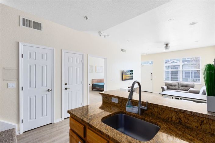 Image No.8-3 Bed Apartment for sale