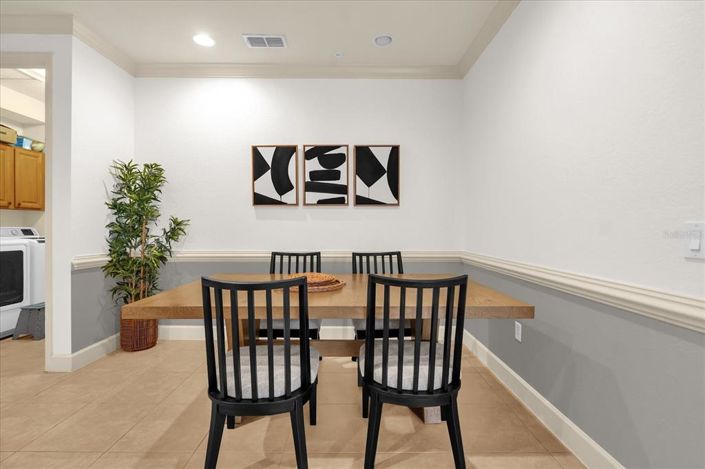 Image No.11-3 Bed Townhouse for sale