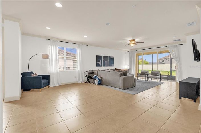 Image No.4-3 Bed Townhouse for sale