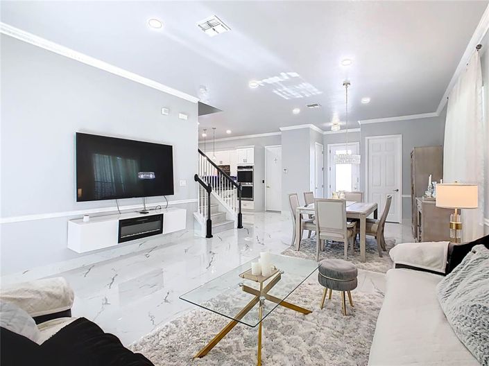 Image No.10-3 Bed Townhouse for sale