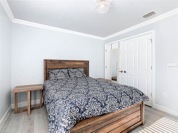 Image No.17-3 Bed Townhouse for sale