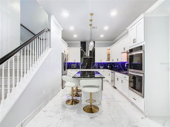 Image No.2-3 Bed Townhouse for sale