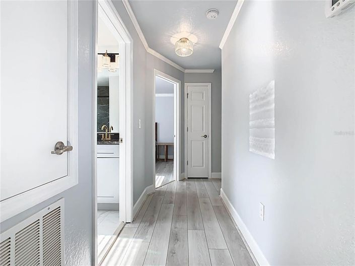 Image No.26-3 Bed Townhouse for sale