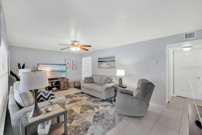 Image No.3-Appartement de 2 chambres à vendre à Saint John