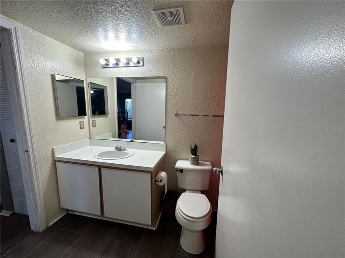 Image No.12-Appartement de 2 chambres à vendre à Saint John