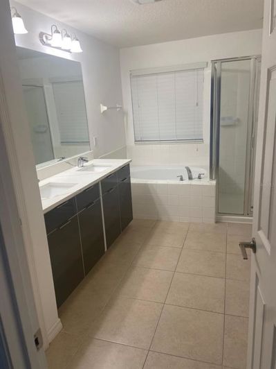 Image No.7-Maison de 4 chambres à vendre à Saint John