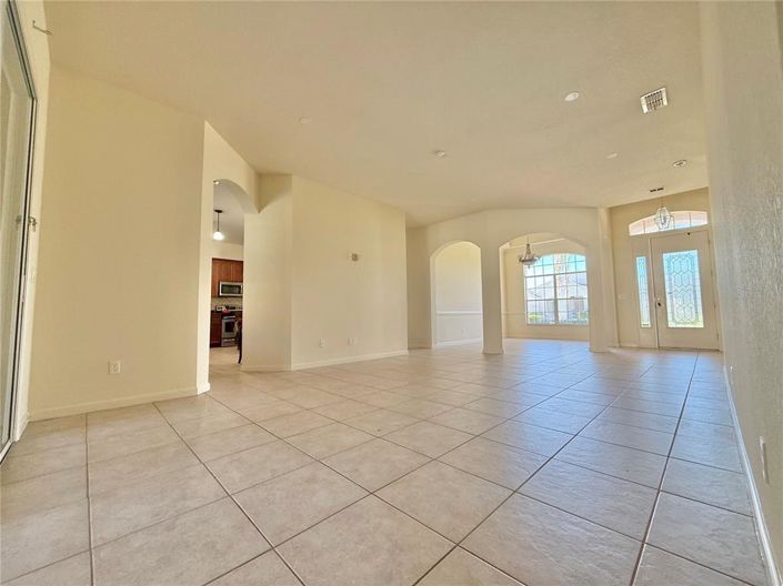 Image No.6-Maison de 4 chambres à vendre à Saint John