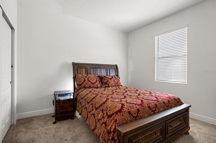 Image No.24-4 Bed House for sale