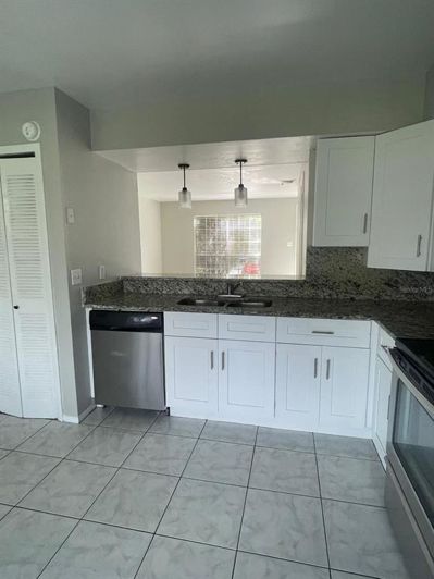 Image No.10-2 Bed Townhouse for sale