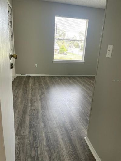 Image No.6-2 Bed Townhouse for sale