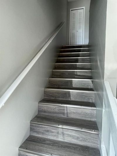 Image No.8-2 Bed Townhouse for sale