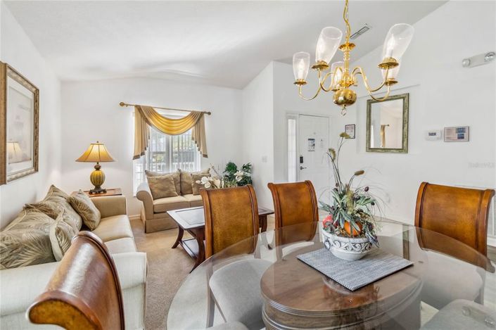 Image No.8-4 Bed House for sale