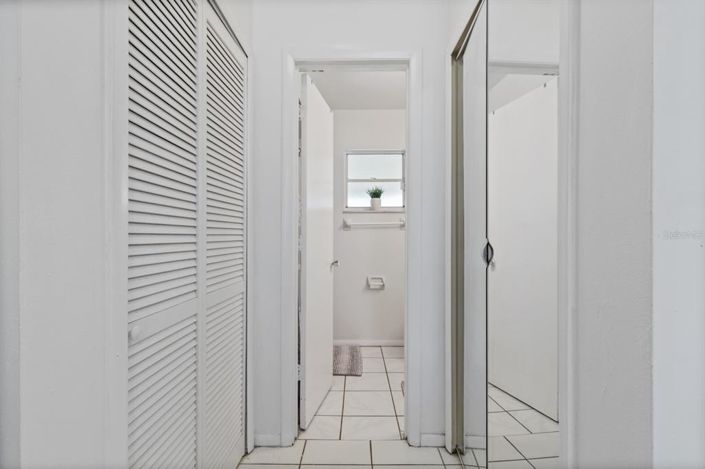 Image No.11-3 Bed House for sale