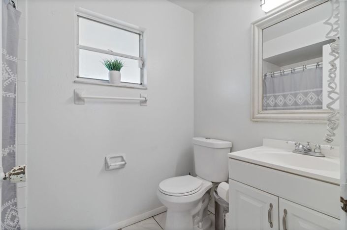 Image No.12-3 Bed House for sale