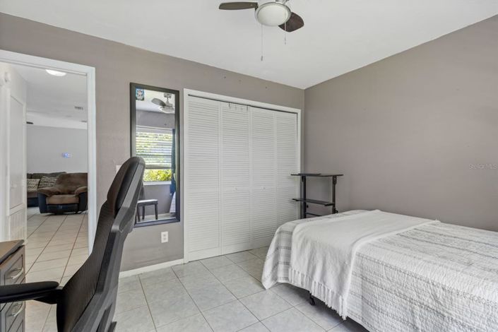 Image No.14-3 Bed House for sale