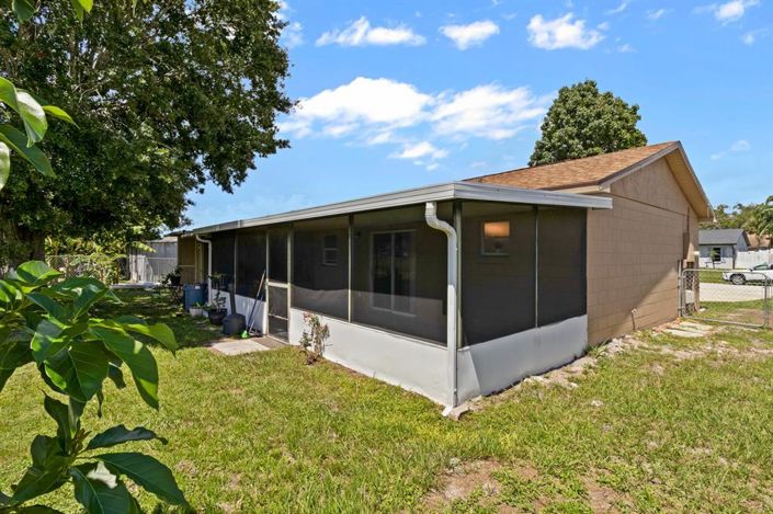 Image No.24-3 Bed House for sale