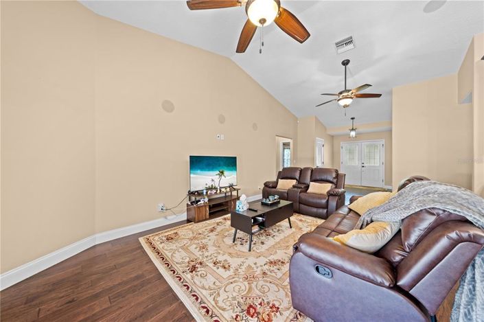 Image No.8-Maison de 4 chambres à vendre à Saint John