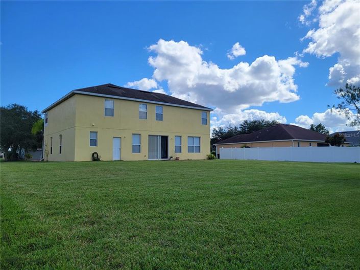 Image No.5-Maison de 5 chambres à vendre à Saint John