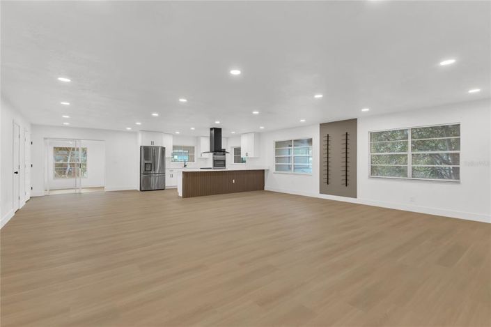 Image No.13-4 Bed House for sale