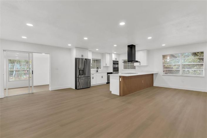 Image No.18-4 Bed House for sale