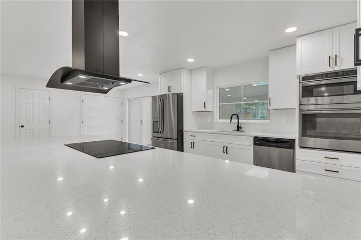 Image No.22-4 Bed House for sale