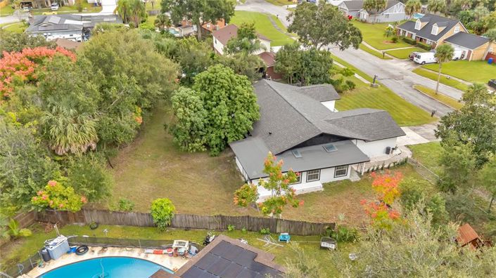 Image No.9-4 Bed House for sale