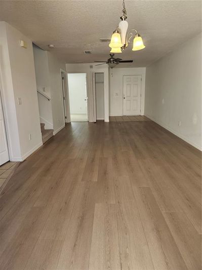 Image No.2-3 Bed Townhouse for sale