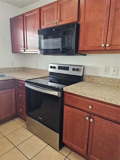 Image No.8-3 Bed Townhouse for sale